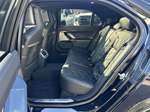 Used 2024 BMW 740i RWD image 25