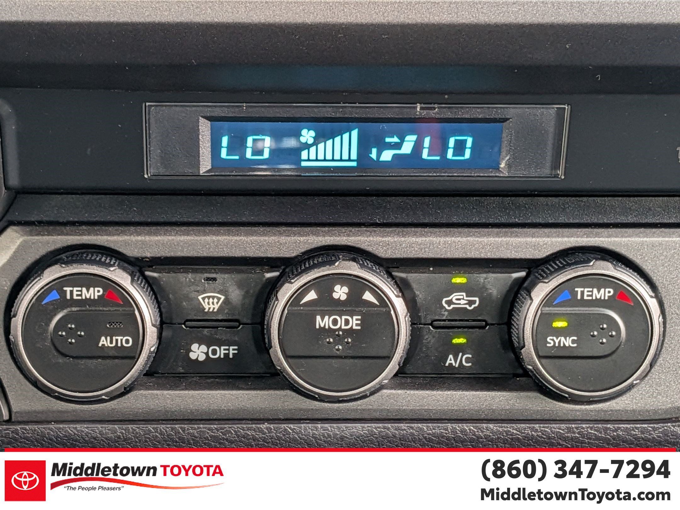 Used 2021 Toyota Tacoma TRD Sport w/ Technology Package AWD/4WD image 25