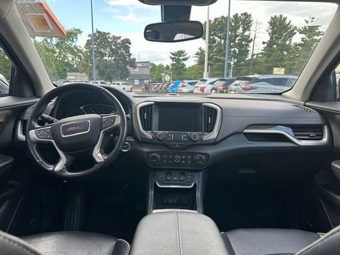 Used 2020 GMC Terrain Denali w/ Denali Premium Package AWD/4WD image 19