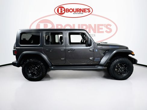 Used 2024 Jeep Wrangler Unlimited AWD/4WD image 10