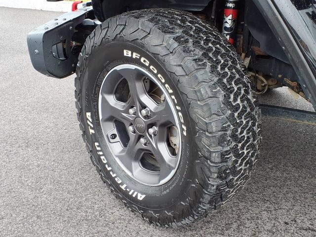 Used 2021 Jeep Gladiator Rubicon AWD/4WD image 9