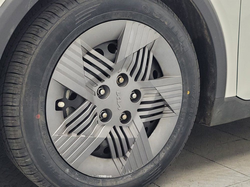 Used 2025 Kia K4 FWD image 31