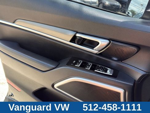 Used 2020 Kia Telluride S AWD/4WD image 21