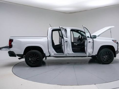 New 2026 Chevrolet Colorado W/T w/ WT Custom Package RWD image 14