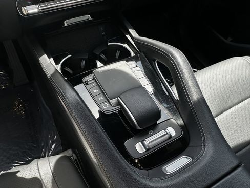 Certified 2025 Mercedes-Benz GLS 450 4MATIC image 34