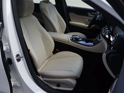 Used 2019 Mercedes-Benz E 300 image 17
