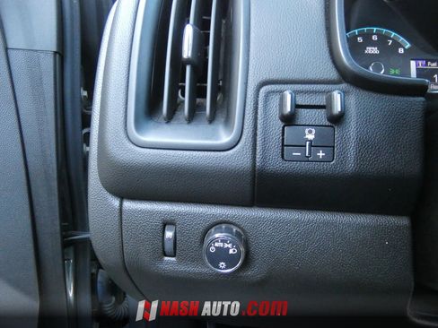 Used 2018 Chevrolet Colorado LT RWD image 63