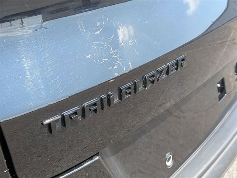 Used 2021 Chevrolet TrailBlazer RS w/ Convenience Package image 10