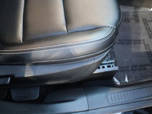 Used 2022 Ford Escape SEL image 15