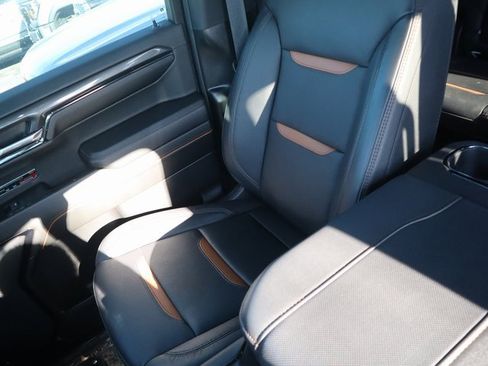 Certified 2024 GMC Sierra 1500 AT4 image 17