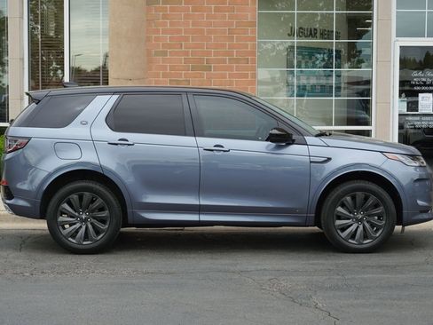 Used 2020 Land Rover Discovery Sport SE R-Dynamic AWD/4WD image 6