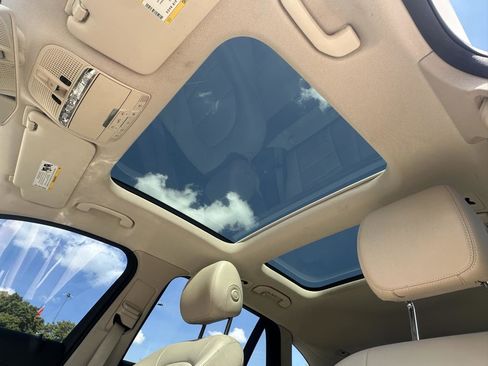 Used 2017 Mercedes-Benz GLC 300 image 22