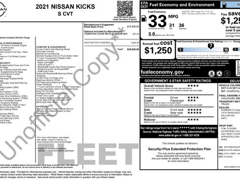 Used 2021 Nissan Kicks S image 3