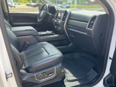 Used 2021 Ford Expedition Platinum image 29