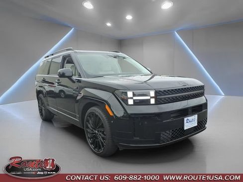Used 2025 Hyundai Santa Fe Calligraphy AWD/4WD image 1