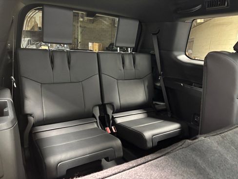 Used 2024 Lexus GX 550 image 42