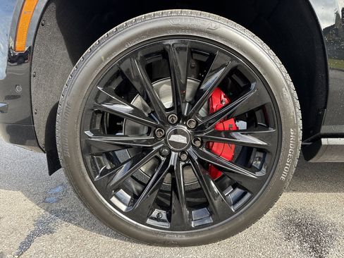 Used 2026 Cadillac Escalade Platinum Sport w/ LPO, ONYX Package image 13