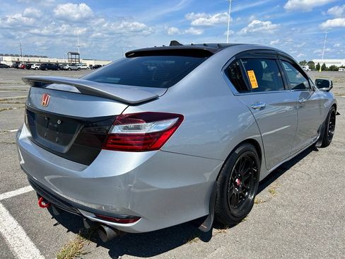 Used 2017 Honda Accord EX image 4