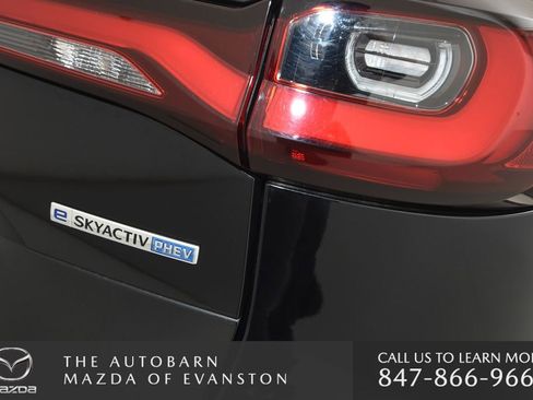 Certified 2025 MAZDA CX-70 Plug-In Hybrid w/ Premium Plus image 37