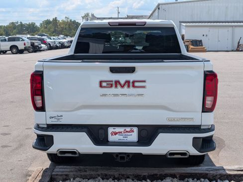 Used 2024 GMC Sierra 1500 Elevation AWD/4WD image 4