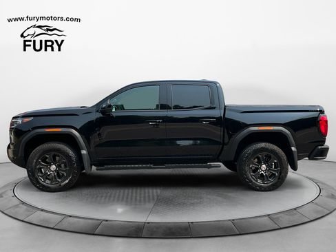 Used 2024 GMC Canyon Elevation w/ Elevation Premium Package AWD/4WD image 6