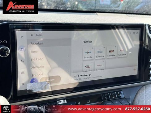 Used 2025 Toyota Camry XLE image 26