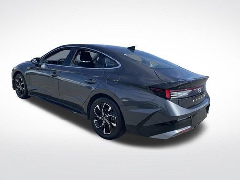 Used 2024 Hyundai Sonata SEL FWD image 3