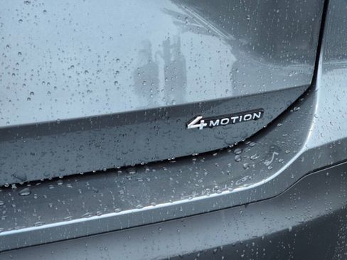 New 2026 Volkswagen Tiguan SE image 15