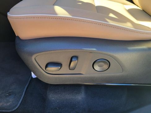 New 2026 Buick Enclave Preferred w/ Power Package image 27