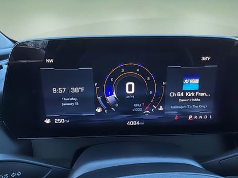 Certified 2025 Chevrolet Traverse LT image 12