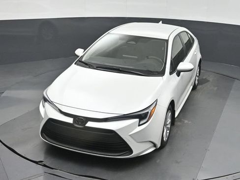 Used 2026 Toyota Corolla LE w/ LE Premium Package AWD/4WD image 43