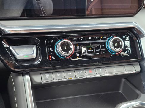 New 2026 GMC Sierra 3500 Denali Ultimate image 23