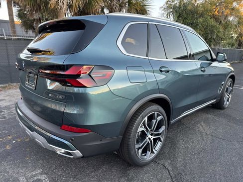New 2026 BMW X5 sDrive40i w/ Premium Package image 3