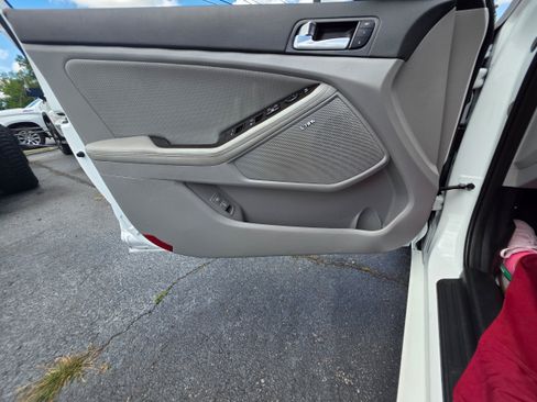 Used 2015 Kia Optima EX w/ EX Premium Package FWD image 18