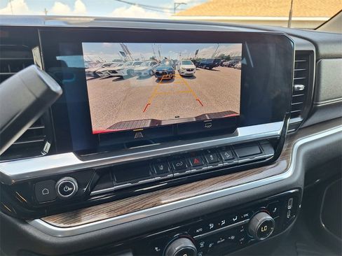 Used 2024 Chevrolet Silverado 2500 LT image 18