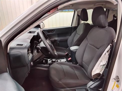 Used 2025 Ford Maverick XL w/ 4K Tow Package AWD/4WD image 10