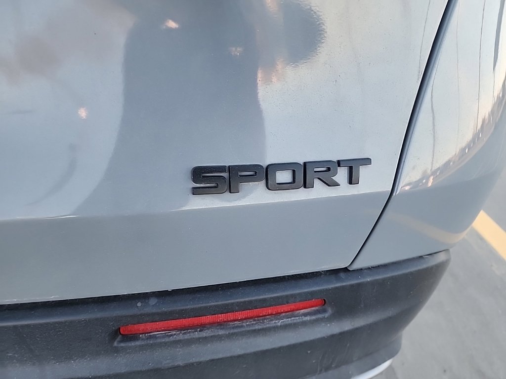 Used 2024 Honda HR-V Sport image 12
