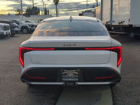 Used 2025 Kia K4 EX image 5