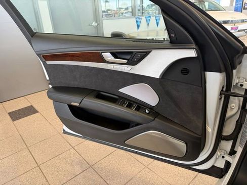 Used 2013 Audi S8 w/ Full Leather Pkg image 22
