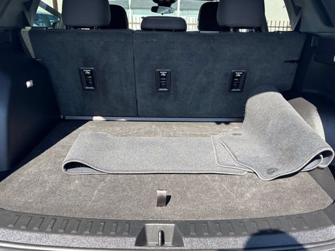 Used 2025 Chevrolet Equinox LT AWD/4WD image 27