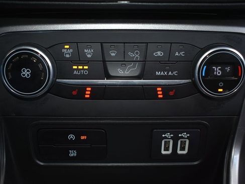 Used 2022 Ford EcoSport SE image 28