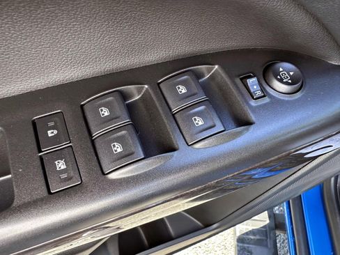 Used 2022 GMC Canyon Elevation AWD/4WD image 9