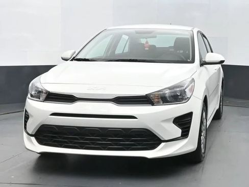 Used 2023 Kia Rio S image 1