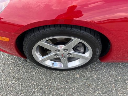 Used 2005 Chevrolet Corvette Coupe w/ Preferred Equipment Group image 9