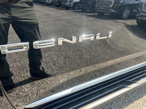 New 2026 GMC Yukon XL Denali AWD/4WD image 20