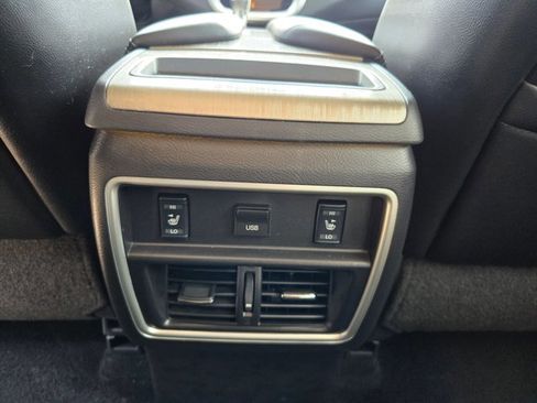 Used 2017 Nissan Murano Platinum w/ Platinum Technology Package image 17