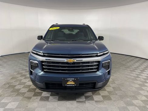 Used 2026 Chevrolet Traverse LT w/ Driver Confidence Package AWD/4WD image 24