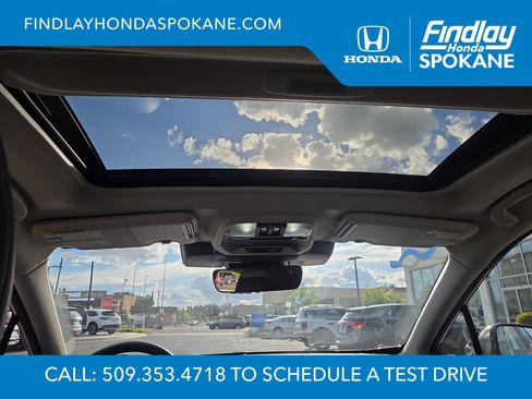 Used 2024 Subaru Crosstrek 2.5i Limited AWD/4WD image 19
