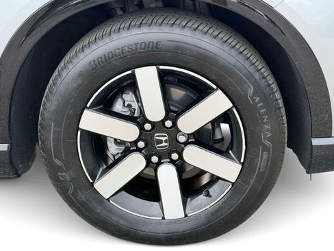 Used 2024 Honda Prologue Touring image 7