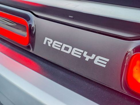 Used 2020 Dodge Challenger SRT Hellcat Redeye image 16